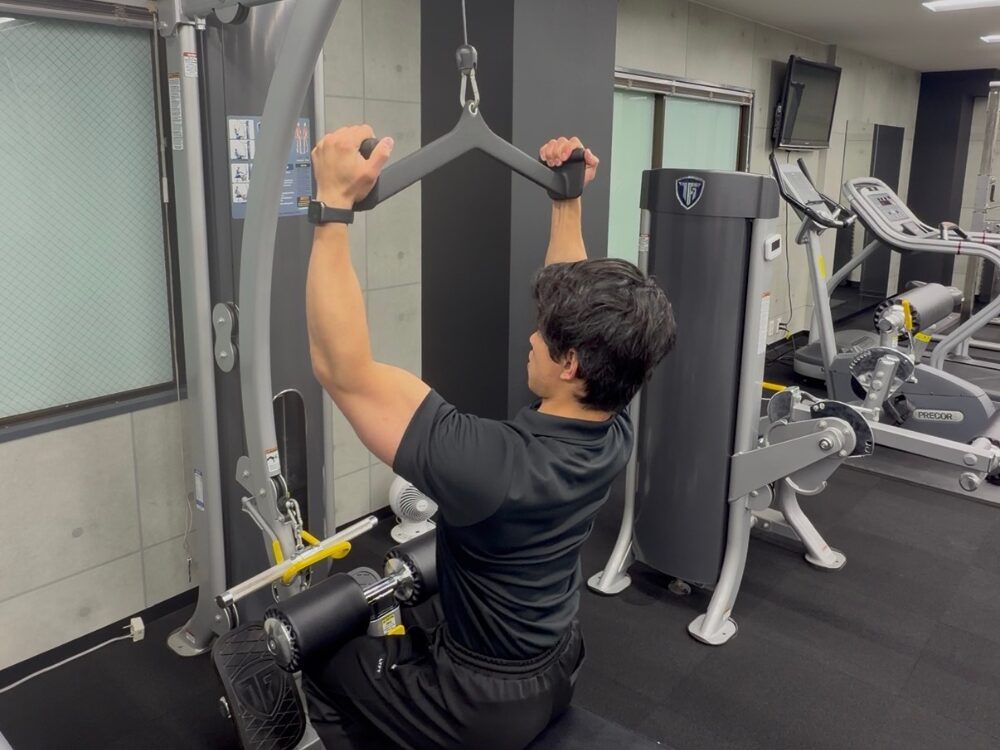 足立トレーナー