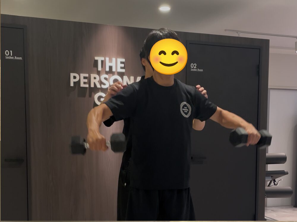 お客様が方のトレーニングを行っている写真