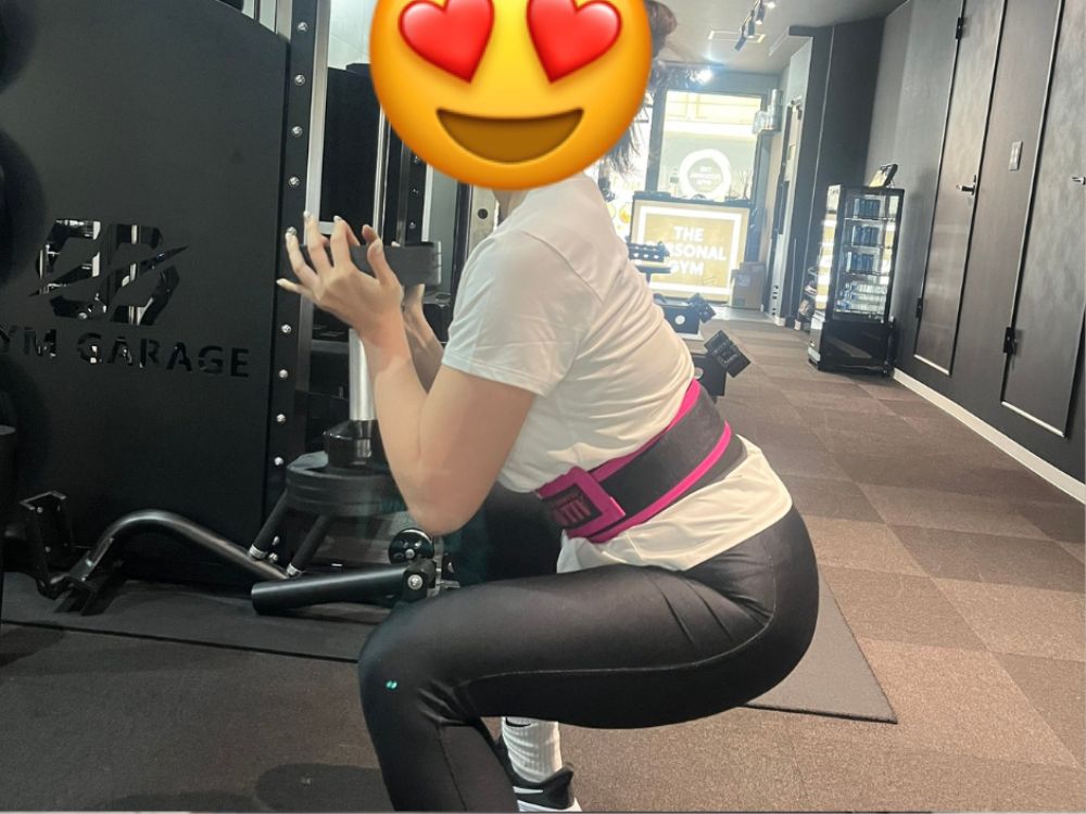 ゴブレッドスクワットの様子