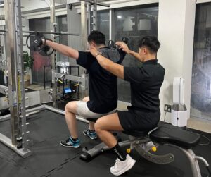 トレーナーとお客様