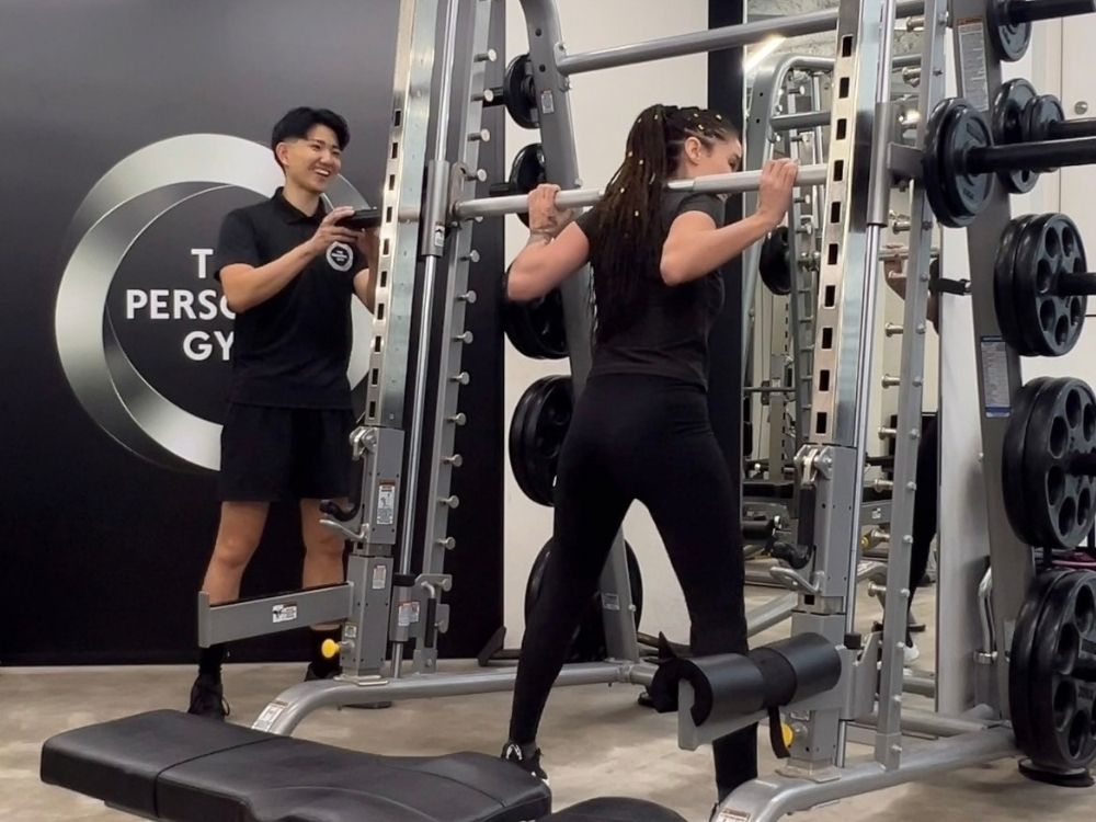 トレーナーとお客様の画像