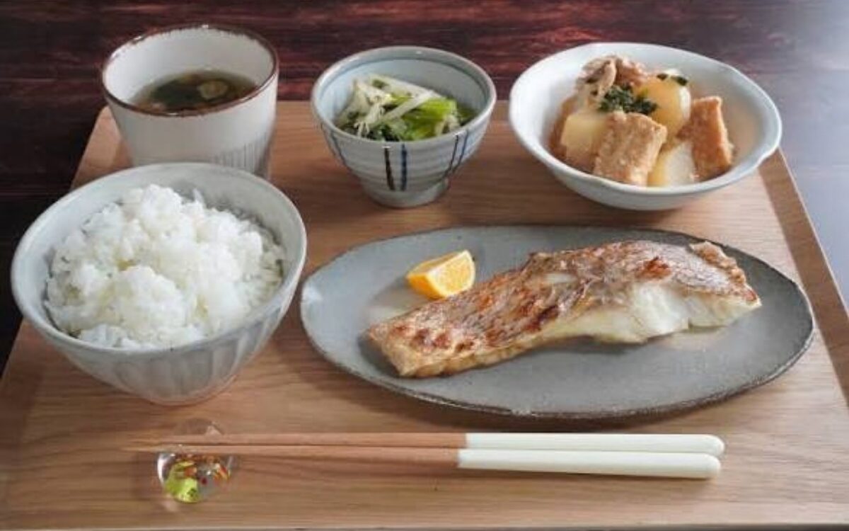 魚➕主食➕野菜の写真