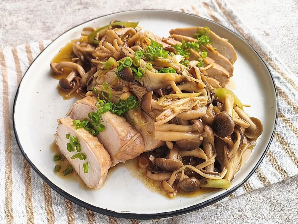 鶏肉キノコ料理